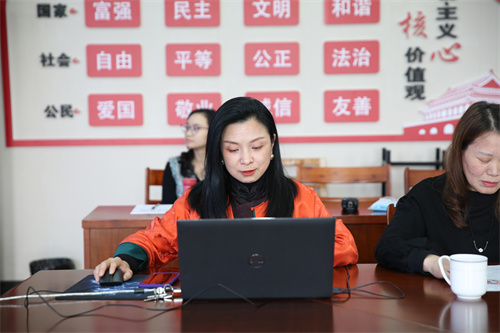 1V0A3568.jpg